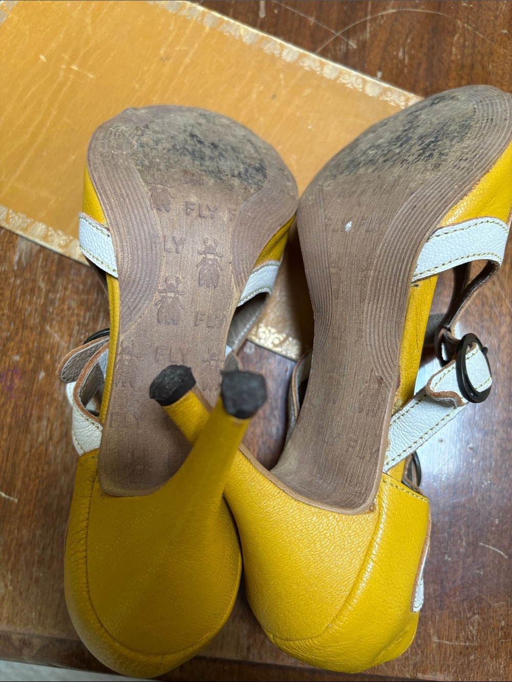 Fly London Boho Cut-Out Peep Toe Stiletto Heels Yellow White Size 38 - Picture 4 of 6
